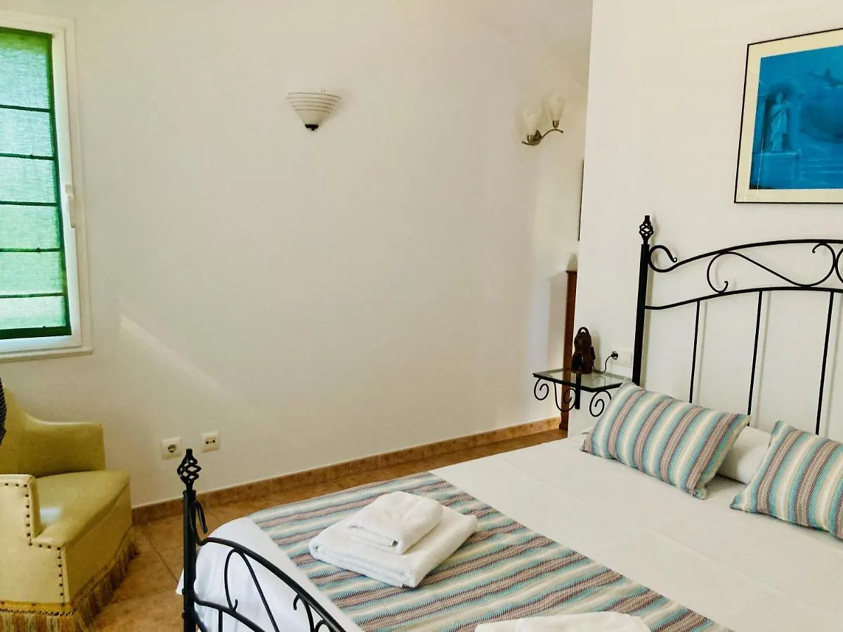 Villa Angeles Sa Caleta Holiday home